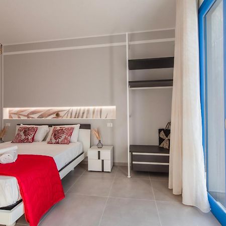 Bed And Breakfast Da Francesca Castelluzzo Exterior photo